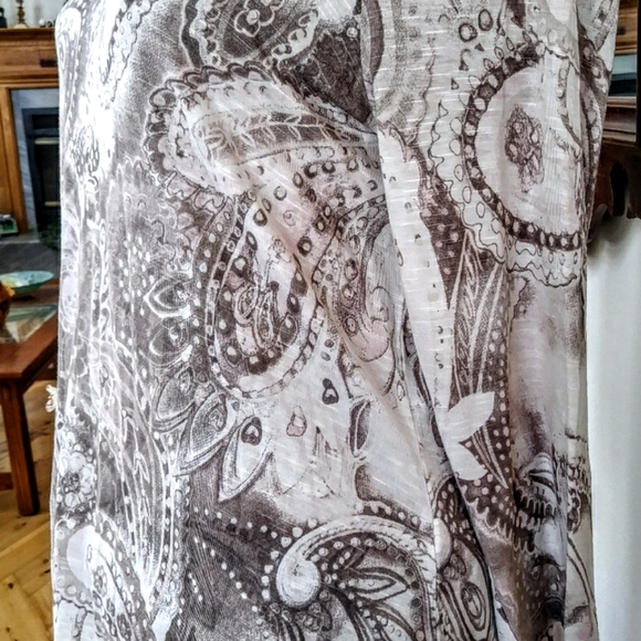 3/$35 Easy Wear by Chico's.Size 2 - Picture 4 of 6